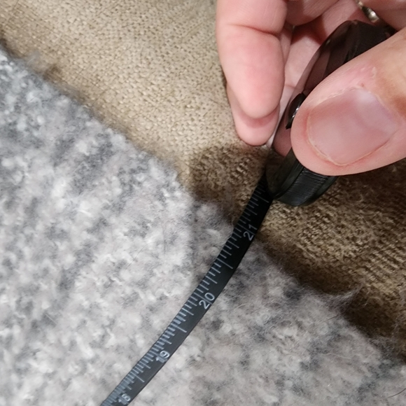 Gray women's MerSea cozy wrap NWOT - Picture 6 of 6